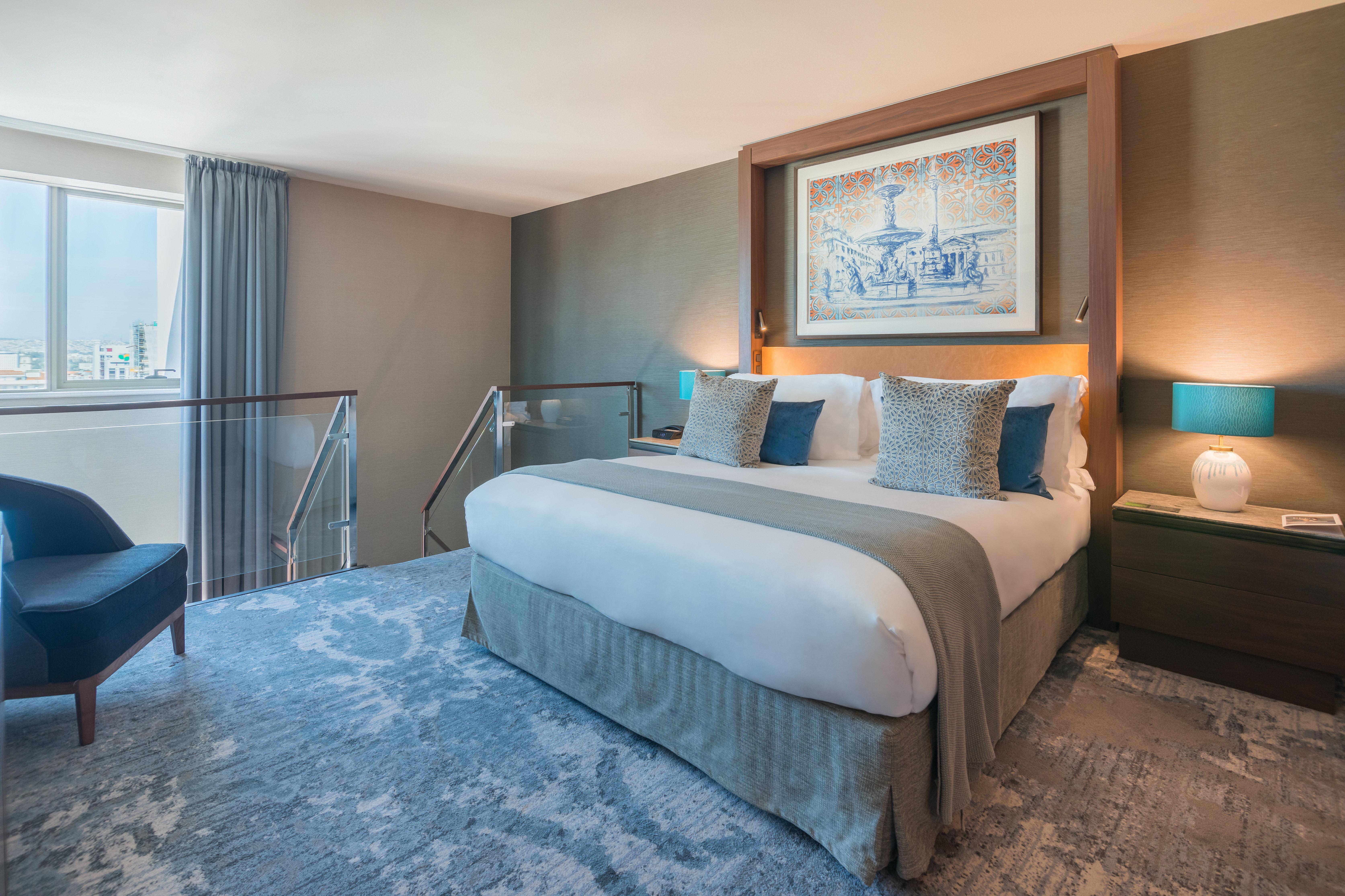 Intercontinental Lisbon By Ihg Hotel Exterior photo A bedroom in a duplex suite