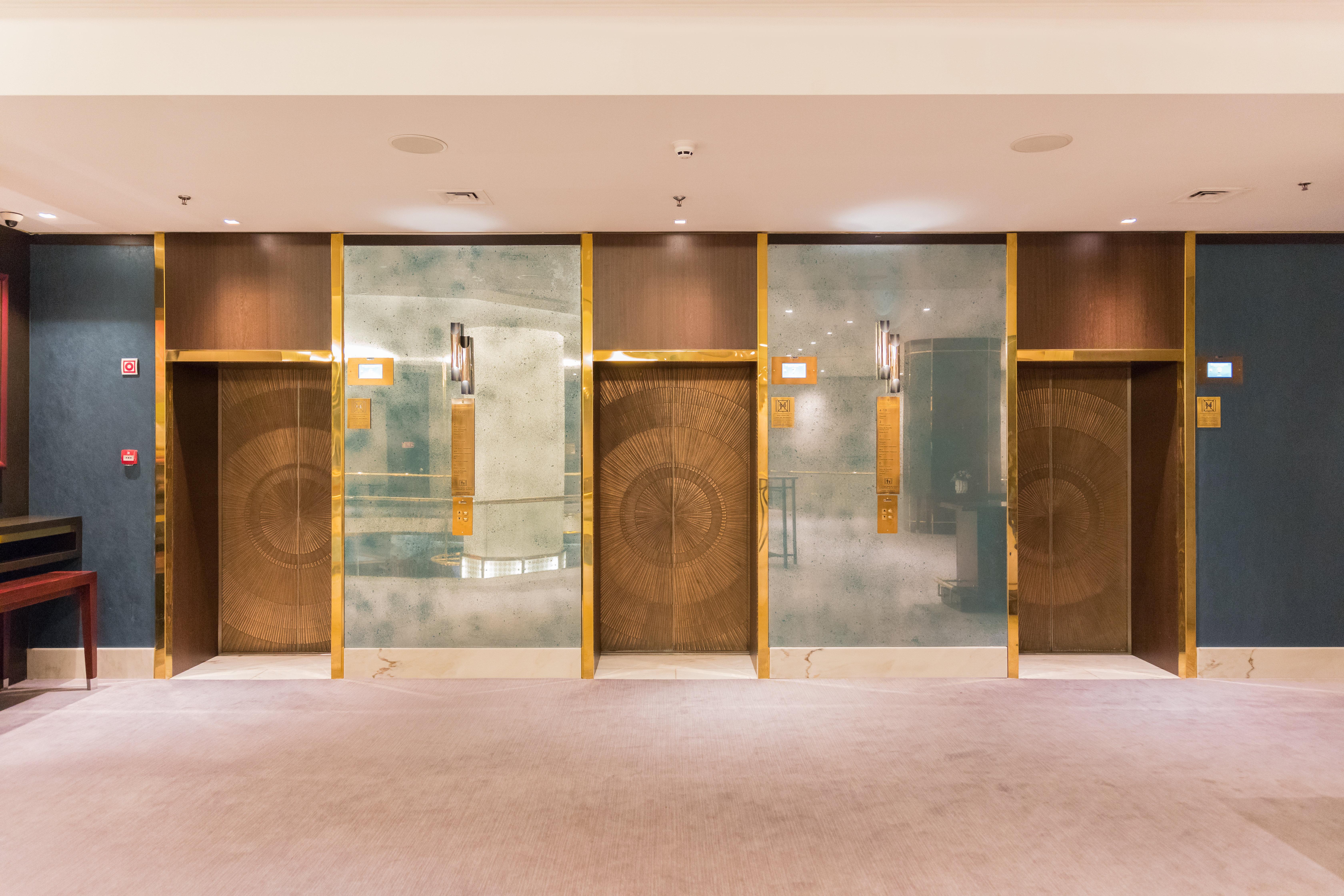 Intercontinental Lisbon By Ihg Hotel Exterior photo Elevators at the Ritz-Carlton, Boston