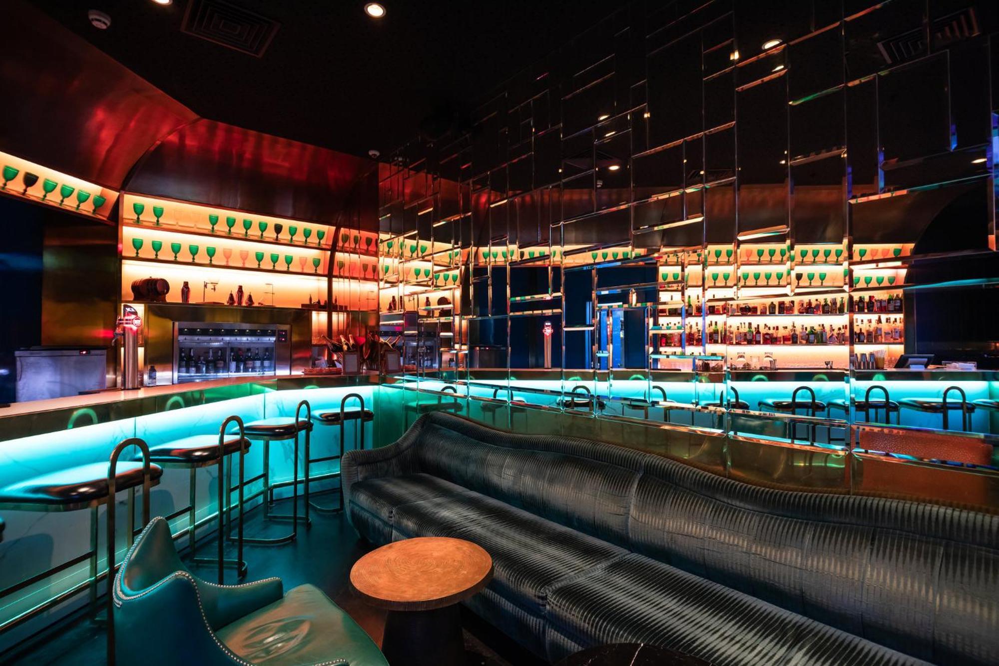 Intercontinental Lisbon By Ihg Hotel Exterior photo The bar at the nightclub